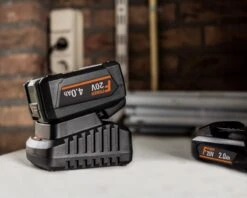 FERM Lader - Til 20 Volt Serie -Værktøj Salgsbutik ferm lader 20 volt serie 3