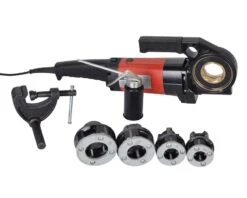 Elektrisk Gevindskærersæt Med 4 Gevindbakker